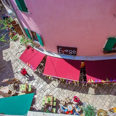 Old Town * Πόρετς