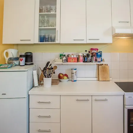 Old Town Apartment *